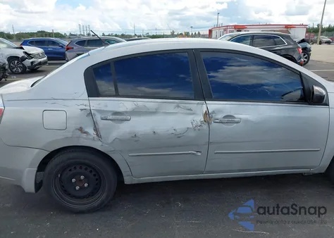 2008 Nissan Sentra 2.0S z USA, uszkodzony, nr VIN 3N1AB61E18L606890